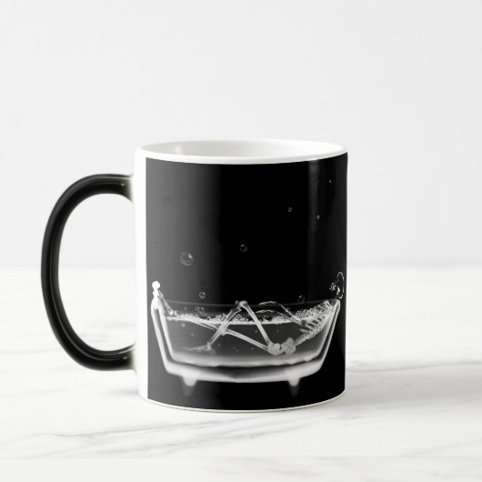 骨組B&WのBathの時間コーヒー/ビールのジョッキのX線撮影をして下さい モーフィングマグカップ (左)
