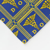 骨障害医 フリースブランケット (角)