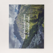 高い山の頂上に向かう岩の道 ジグソーパズル (縦)