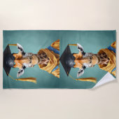 高い業績：キリンの卒業日。 ビーチタオル (正面)