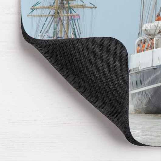 高い船 マウスパッド (コーナー)