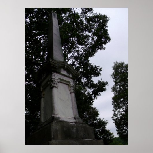 高くそびえる墓石 ポスター (正面)