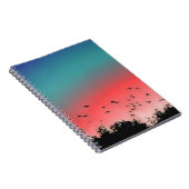 高く飛んでいる鳥 ノートブック (右側)