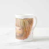 高地牛ズームレンズの鼻の骨灰磁器のマグ ボーンチャイナマグカップ (正面右)