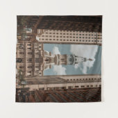 高層歩く近くの通りの人建物  タペストリー (正面(横))