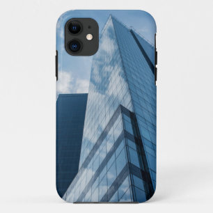 高層iphoneケースの低角建物 iPhone 11 ケース