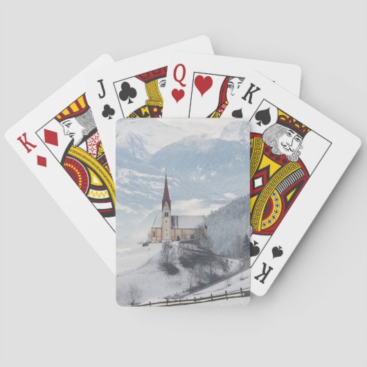 高山の冬の景色の教会 トランプ (裏面)