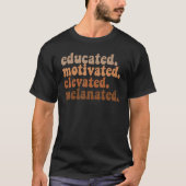 高教育意欲を起こメラネル化先生ブラック Tシャツ (正面)