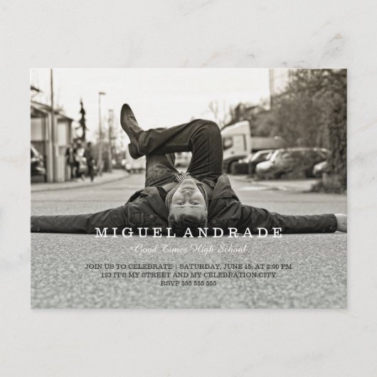 高校写真卒業パーティー少年モダン インビテーションポストカード (正面)