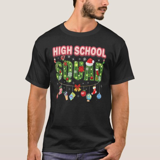 高校分隊メリークリスマスパインの木のスタッデン Tシャツ (正面)