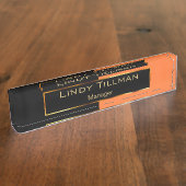 高級なオレンジおよび黒い デスクネームプレート (側面)