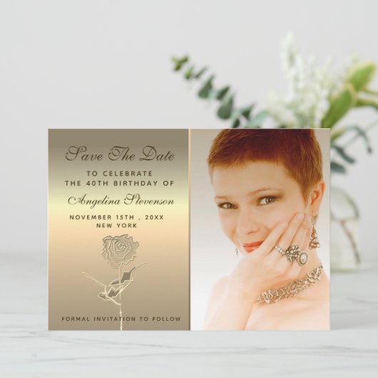 高級エレガントフローラ金ゴールドバラフラワー誕生日 セーブザデート (スタンド正面)