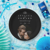 高級エレガント白黒モノグラム結婚フォト ペーパープレート (パーティー)