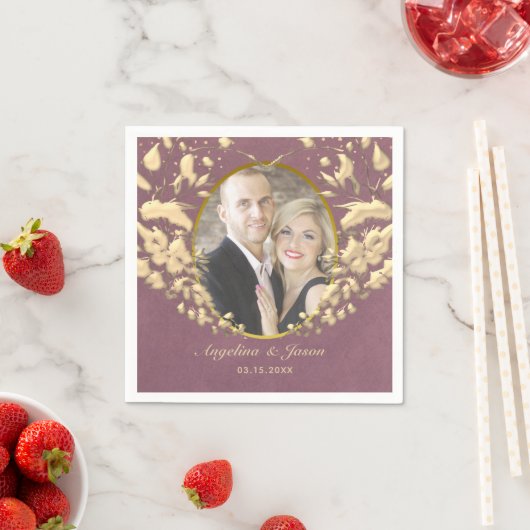 高級エレガント紫と金ゴールドの結婚写真 スタンダードカクテルナプキン (インサイチュ)