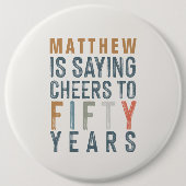 高級カラフル応援から50歳の誕生日 缶バッジ (正面)