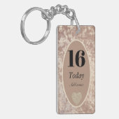 高級パーソナライズされたベルベット誕生日キーチェーン16th キーホルダー (正面左)