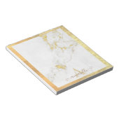 高級金ゴールドとホワイトマーブルフォイルネームモノグラム ノートパッド (アングル)