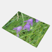 高貴な紫の鐘形の花 玄関マット (アングル)