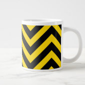 高速はっきりした交通のまわりに山 ジャンボコーヒーマグカップ (右)