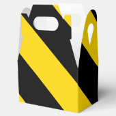 高速はっきりした交通のまわりに山 フェイバーボックス (オープン)