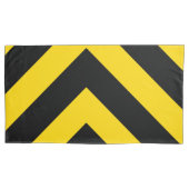 高速はっきりした交通のまわりに山 枕カバー (正面左)