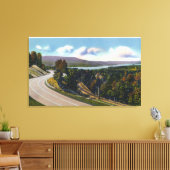 高速道路から湖への南のアプローチ キャンバスプリント (インサイチュ (リビング))