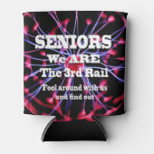 高齢者の我々は3番目のレール 缶クーラー (正面)