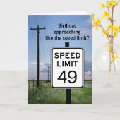 高齢者の誕生日が制限速度に近づく カード (黄色い花)