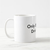 高齢者達の飲み物のコーヒーだけ コーヒーマグカップ (左)