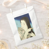 髪をコンビング（美しいアジアの女性） （琴洞） フェイバーバッグ (クリップ留めされた状態)