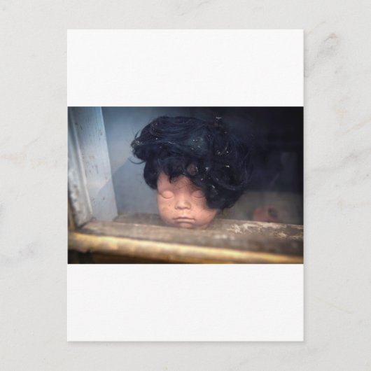 髪付き窓の悪い髪の日のヴィンテージ人形 ポストカード (正面)