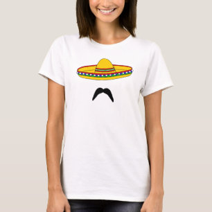 髭およびソンブレロのCinco deメーヨーのフェスタのTシャツ Tシャツ