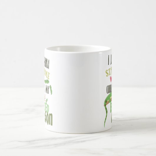 髭があるドラゴンのPogonaの所有者のコーヒー・マグの誕生日 コーヒーマグカップ (中央)