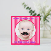 髭の女の子のピンクのストライプの誕生日の招待状 招待状 (スタンド正面)