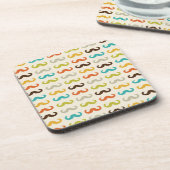 髭を搭載するパターン コースター (左側)