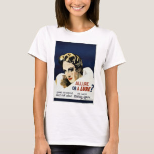 魅力かルアーか？ Tシャツ