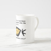 魅力的とおもしろい ボーンチャイナマグカップ (正面右)