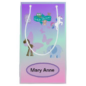 魅力的なクリッターパレード赤ちゃんシャワーピンク紫 スモールペーパーバッグ (正面)