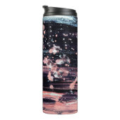 魅力的なダークグレーピンクのスポットライト タンブラー (回転右)