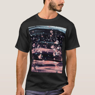 魅力的なダークグレーピンクのスポットライト Tシャツ