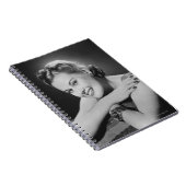 魅力的な女性 ノートブック (右側)