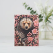 魅力的な茶色のクマの視線ピンクの花 ポストカード (スタンド正面)