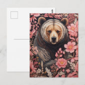 魅力的な茶色のクマの視線ピンクの花 ポストカード (正面/裏面)