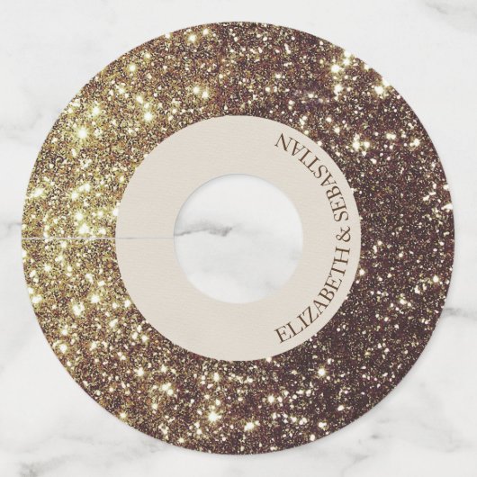 魅力的な金ゴールドのグリッター ワイングラスタグ (正面)