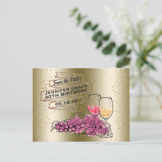 魅力的な金ゴールドのワインの保存日付のエレガントな誕生日 案内ポストカード (スタンド正面)