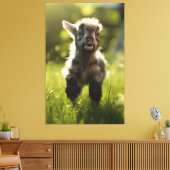 魅力的カラフルベビーヤギin草ポートレート キャンバスプリント (インサイチュ (リビング))