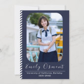 魅力的スタイリッシュな卒業招待状テンプレート 招待状 (正面)