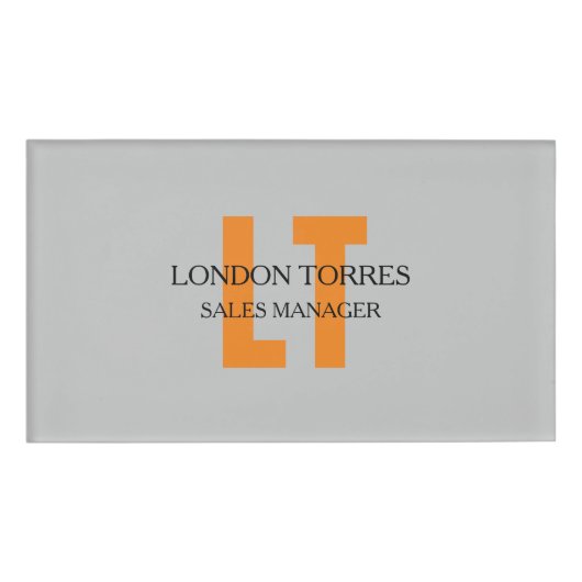 魅力的モノグラムのな灰色の平野 名札 (正面)