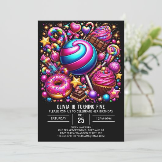 魅力的鮮やかなキャンディランドデジタル誕生日 招待状 (スタンド正面)