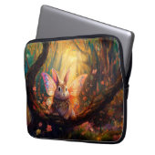 魅惑お洒落の森の中のバニー ラップトップスリーブ (正面左)